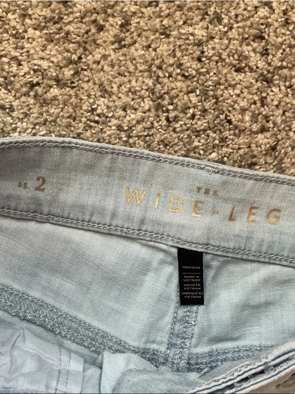 White House Black Market High Rise Lightweight Wide-Leg Jeans ~ Light Blue - Picture 6 of 10